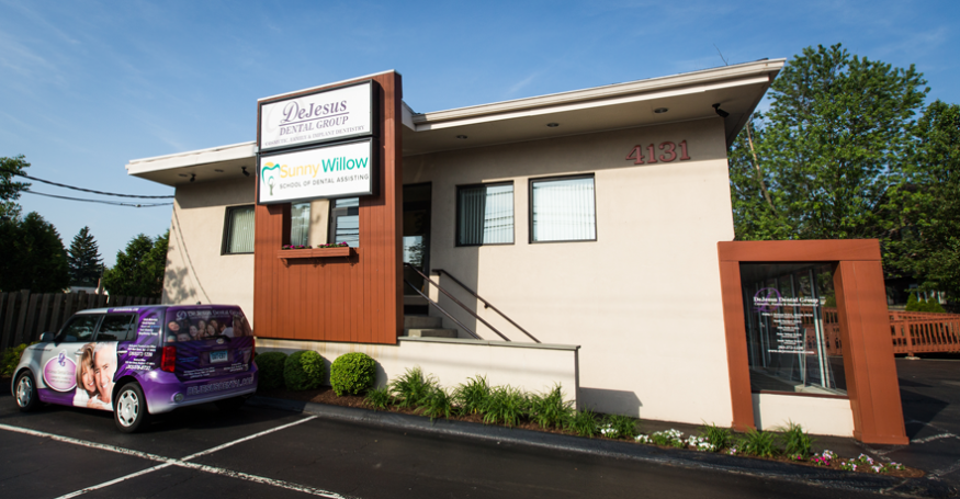 DeJesus Dental Bridgeport location