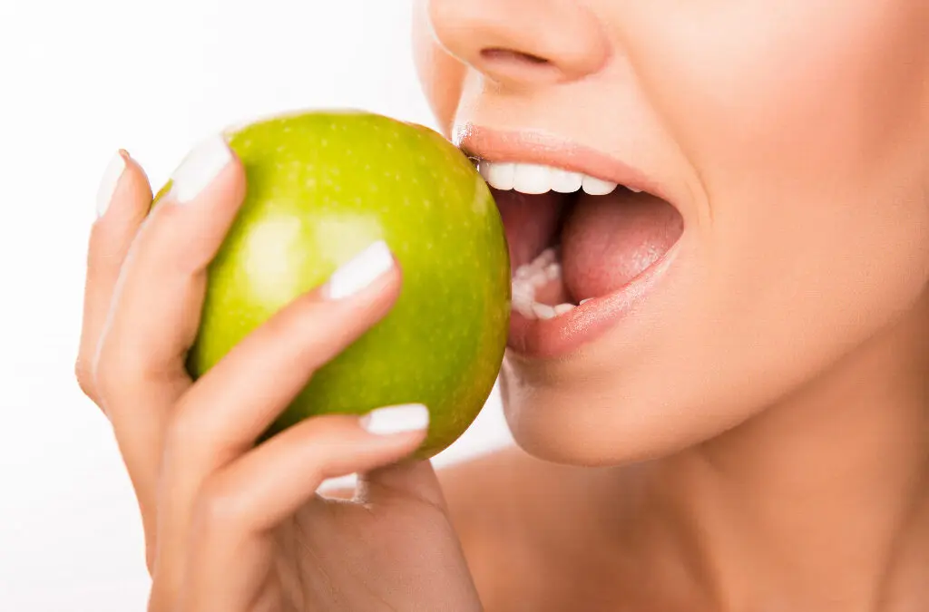 The Hidden Connection Between What You Eat and Your Dental Health